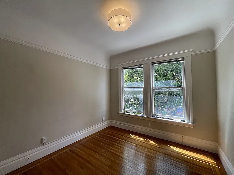 1308 Haight St — Photo 9