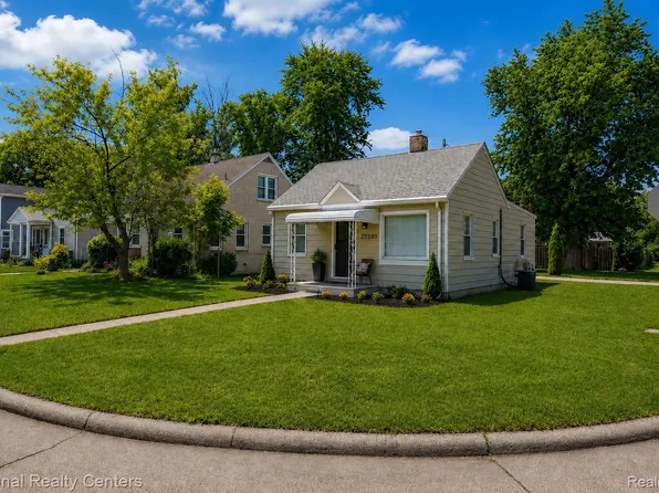 22591 Tulane Ave, Farmington Hills, MI 48336