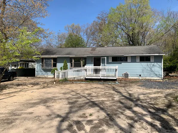 1416 Marshall St, Lakewood, NJ 08701
