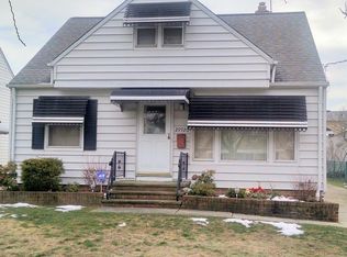 29920 Phillips Ave, Wickliffe, OH 44092