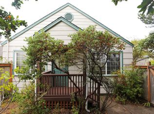 760 NE Commercial St, Waldport, OR