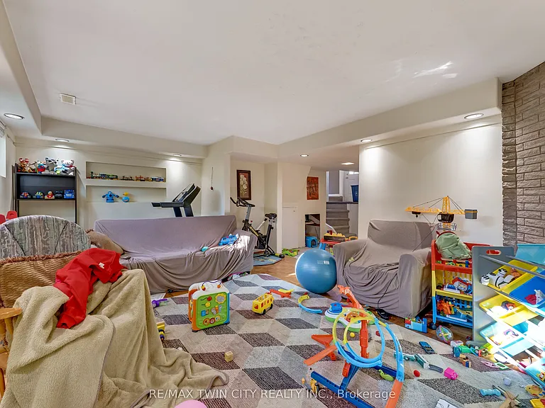 510 Edenbrook Pl — Photo 18