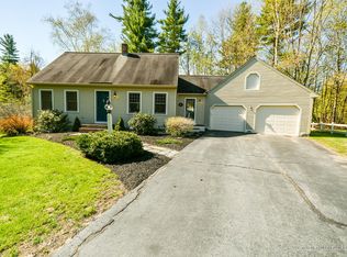 25 Wintergreen Dr, Gorham, ME 04038