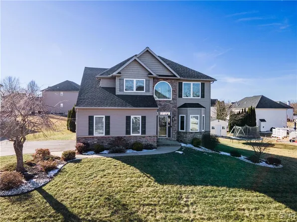 655 Mohican Dr, Easton, PA 18040
