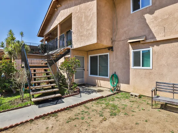 327 W Kelly Ave APT B, Orange, CA 92866