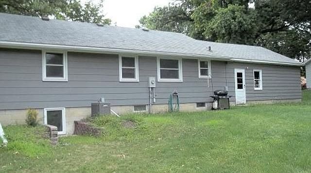 2nd image of 746 5th Ave SW