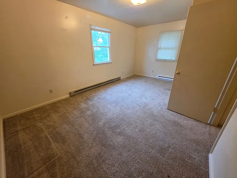 933 Pulaski Hwy #2 — Photo 11