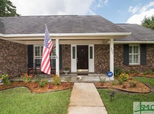 220 Teal Lake Dr, Richmond Hill, GA 31324