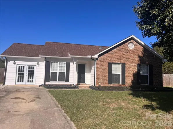 4102 Carolina Pointe Ct SW, Concord, NC 28027