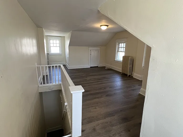 412 N Hermitage2nd Floor — Photo 3