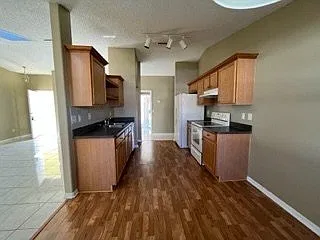 11 Pickcane Ln — Photo 3