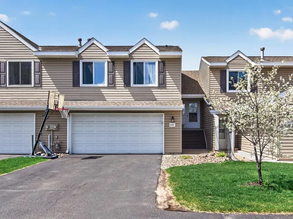 9487 Monroe St NE, Blaine, MN 55434