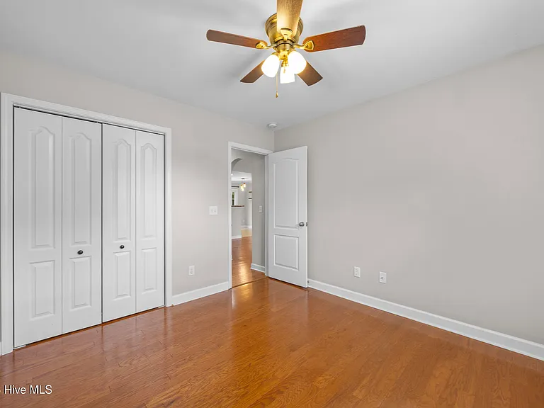 421 Ridgeway Dr — Photo 19