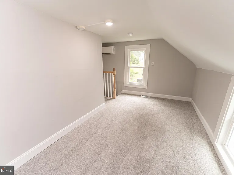 119 Davis Ln — Photo 21