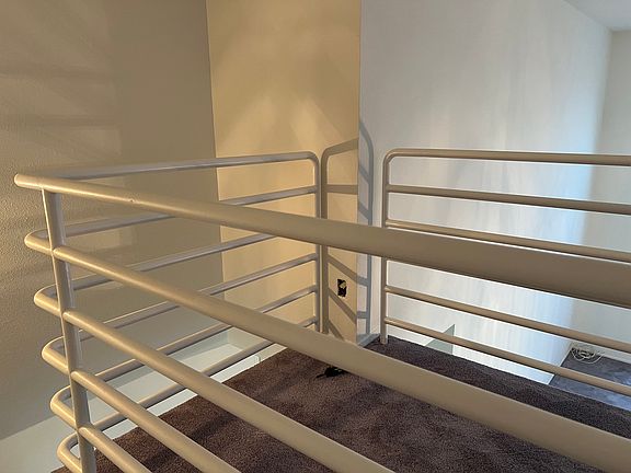 Loft railing