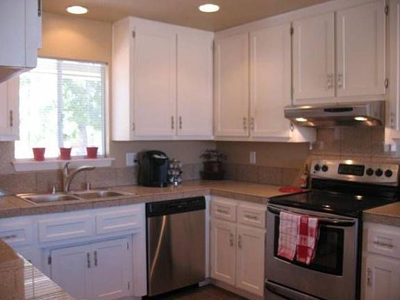 4th image of 18271 Catalpa St