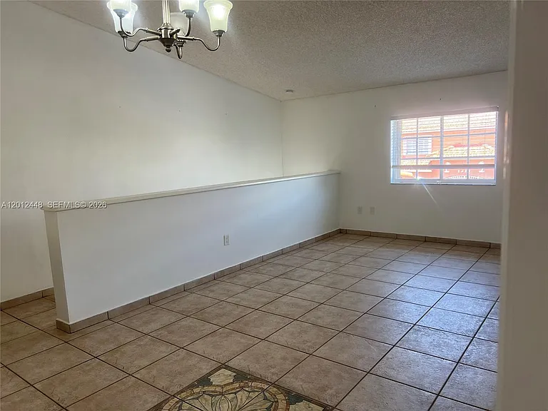 2425 W 76th St #207 — Photo 10