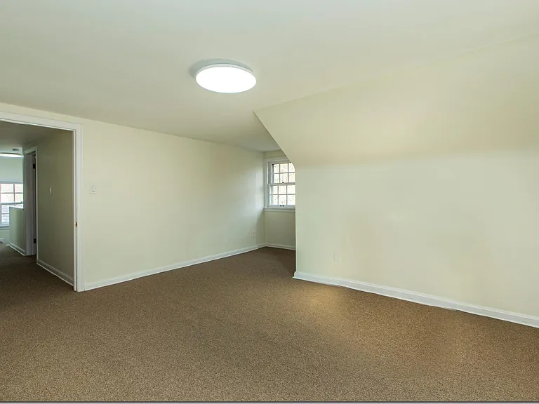 2685 Rocklyn Rd — Photo 30