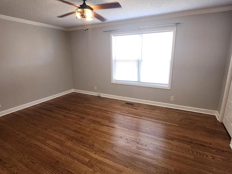 105 Wildwood Dr — Photo 11