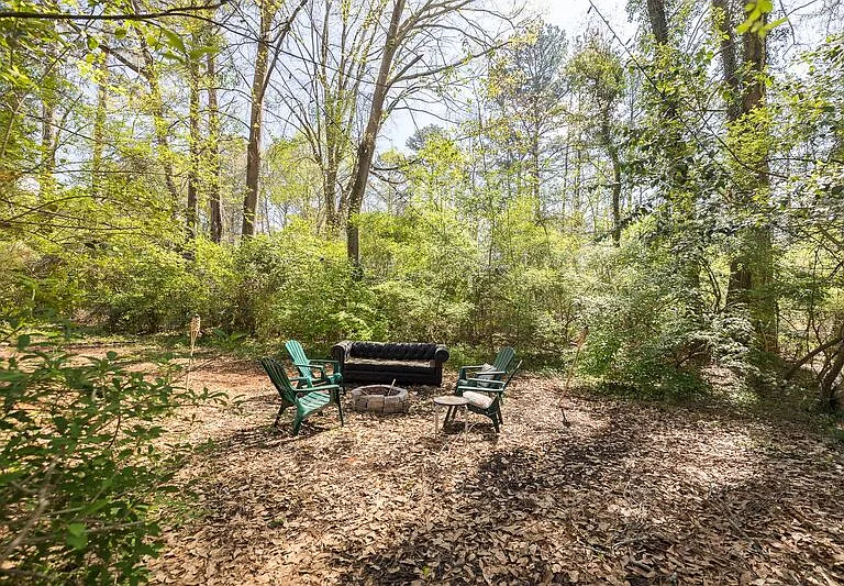2227 S Milledge Ave — Photo 17