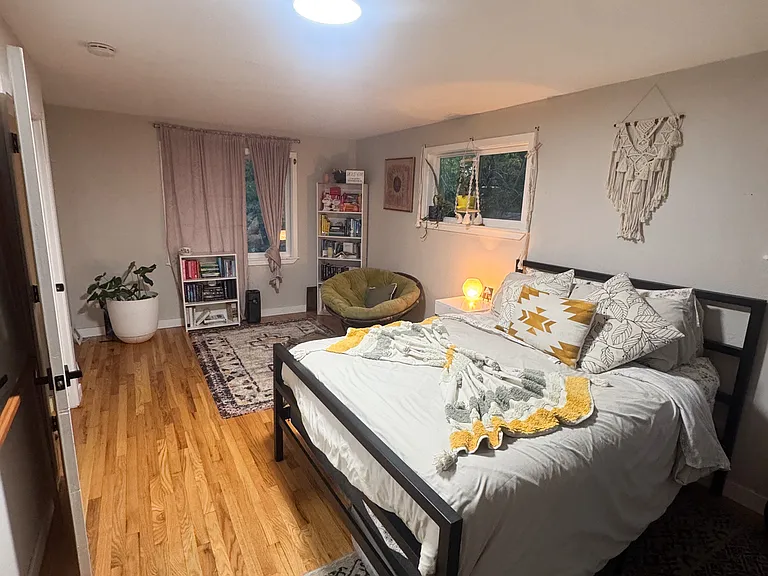 2703 S Cherokee St — Photo 14