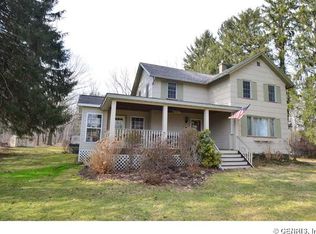 881 Maple Dr, Webster, NY 14580