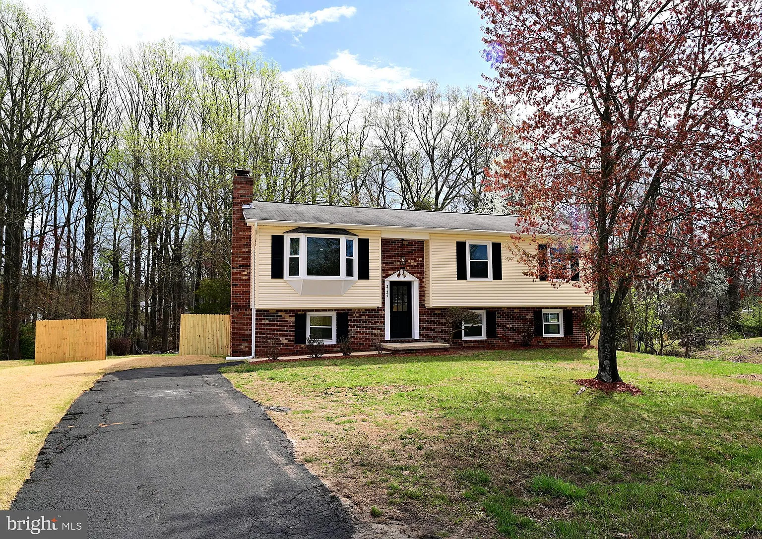 2124 Bell Tree Ln photo 1