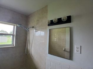 8971 79th Ave, Seminole, FL 33777