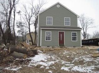 9 Lakewood Rd, Hewitt, NJ 07421