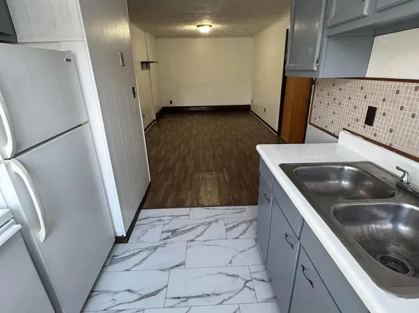726 Central Ave #F, Dunkirk, NY 14048