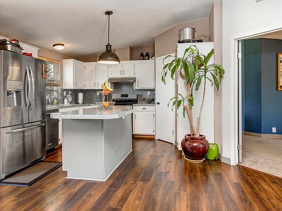 4th image of 6304 N Highland Dr