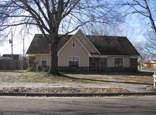 7851 Tumbling Creek Dr, Millington, TN 38053