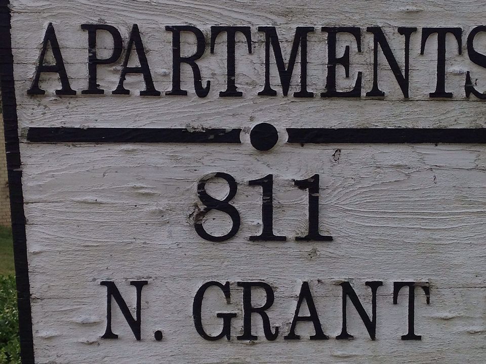 2nd image of 811 N Grant St