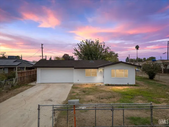 8708 Gregory Ave, Lamont, CA 93241