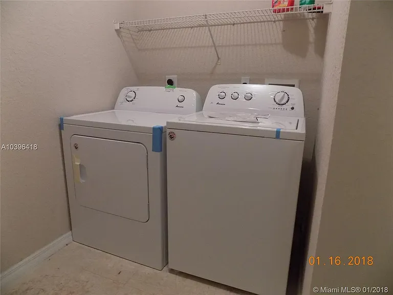 1507 Belmont Ln #136 — Photo 7