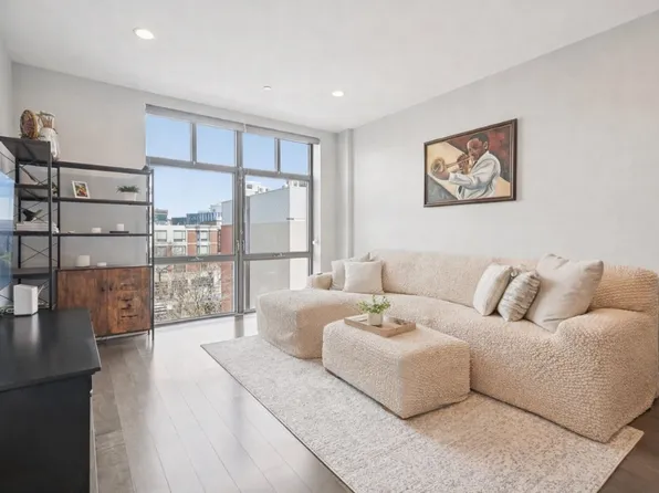 150 Dorchester Ave APT 511, South Boston, MA 02127