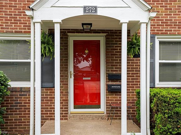 3rd image of 272 Schrop Ave
