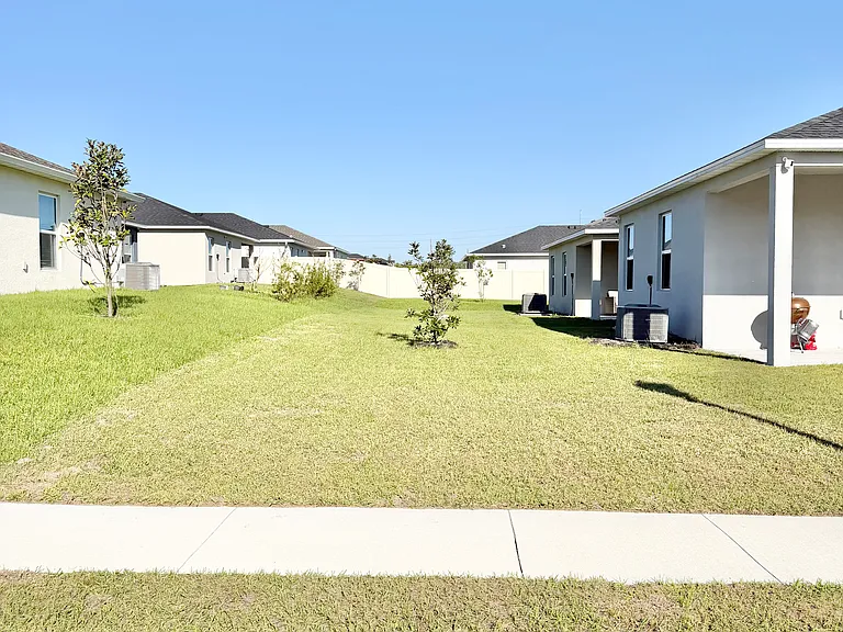 639 Alder Ln — Photo 25