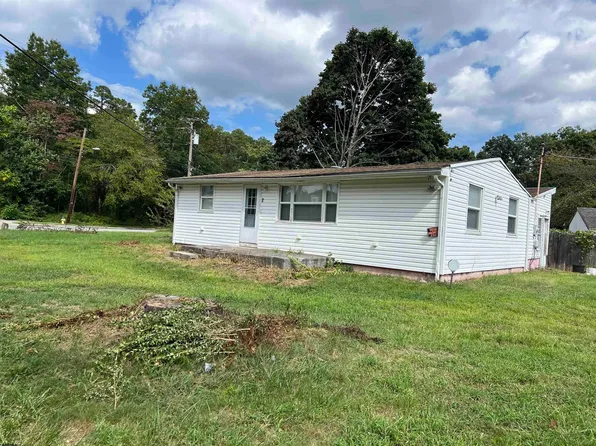 2 Robin Rd, Egg Harbor Township, NJ 08234
