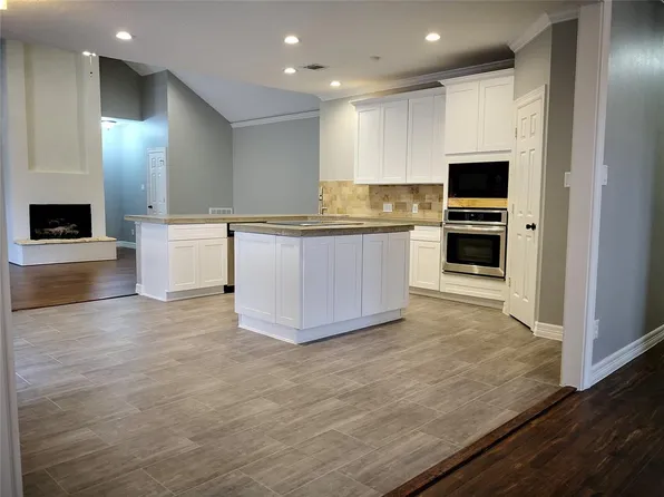 11623 Aspenway Dr, Houston, TX 77070