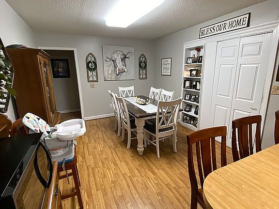 4th image of 400 E Tierra Dr