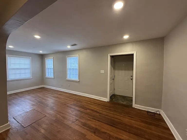 129 Roberta Dr — Photo 8