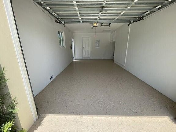 3rd image of 180 SW 77th Avenue