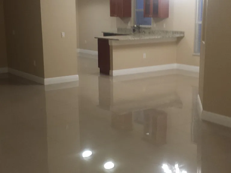 9402 Hidden Water Cir — Photo 14