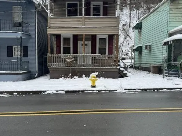 300 3rd St, Monessen, PA 15062