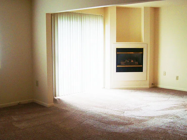 Eagle Landing Apartment Homes — Photo 13