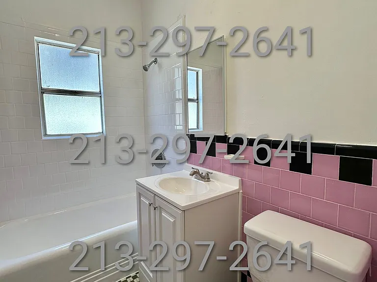 1220 S Harvard Blvd #104 — Photo 7