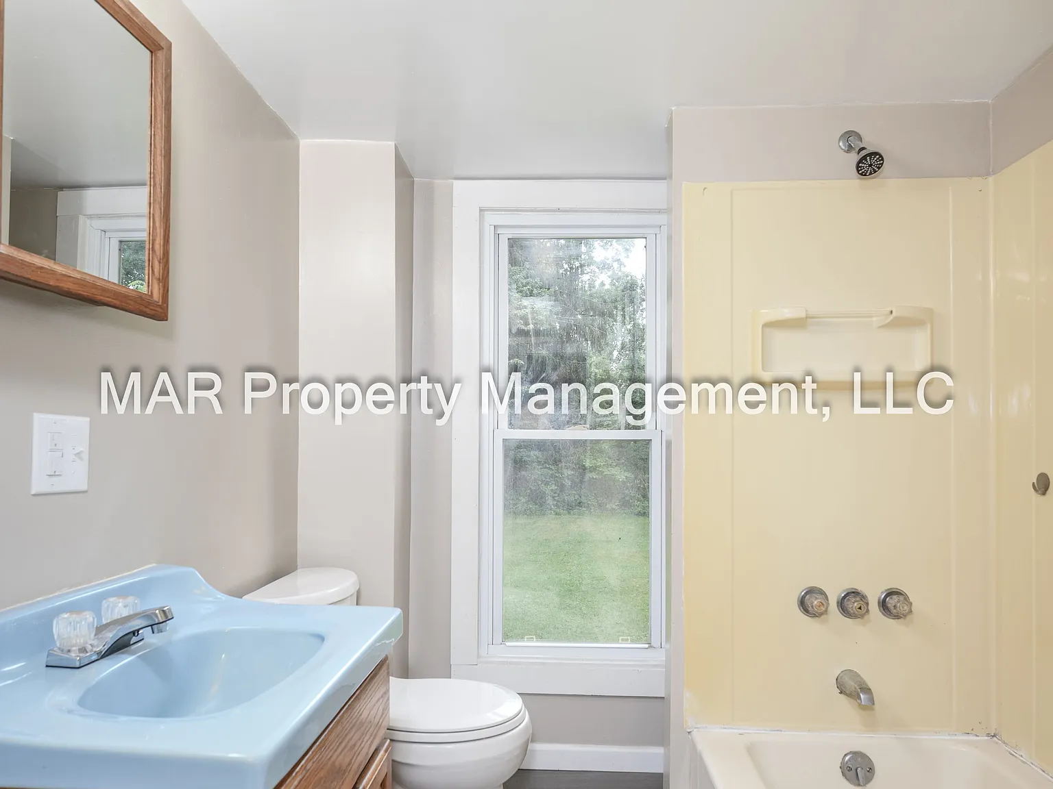 2 bed, 752 sqft, $1,200 — Photo 3