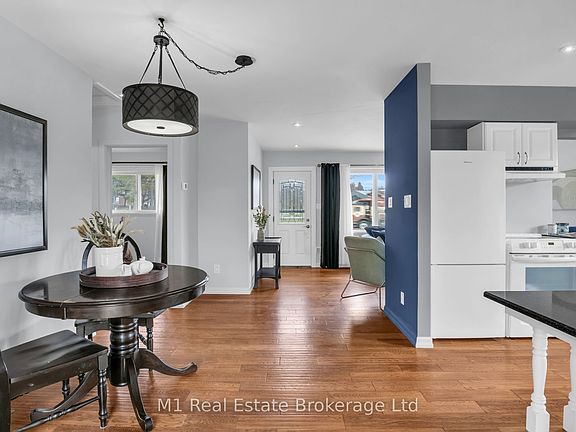 5th image of 148 Victoria Rd N