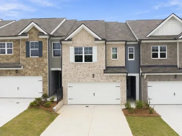 2362 Carlton Pkwy, Douglasville, GA 30135